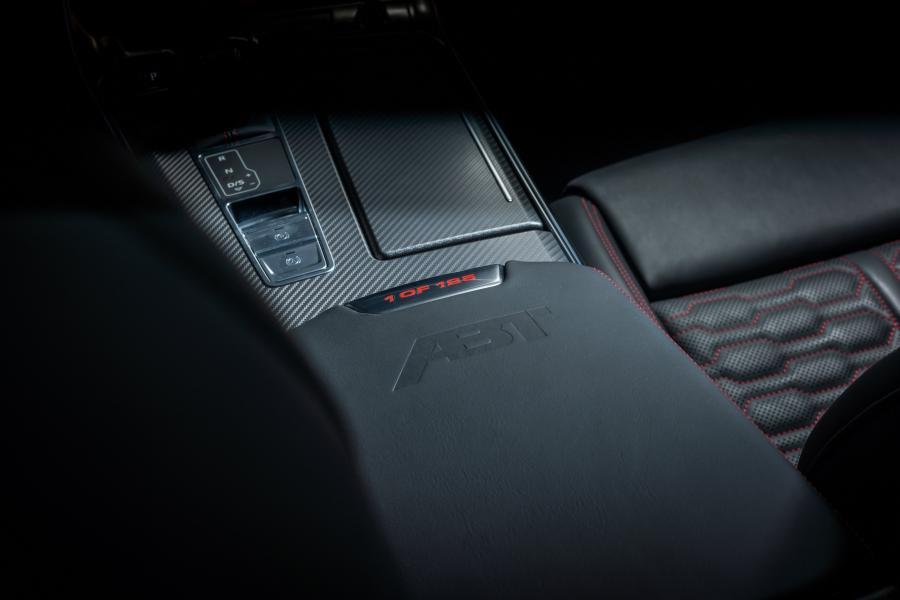 Детали интерьера Audi RS6-R by ABT (C8) 2020 года  (фото 22 из 28)